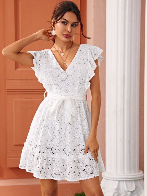 Vestidos Shein, Frock Fashion, Lace Dress Styles, Frock For Women, Eyelet Embroidery, African Print Fashion Dresses, Frock Design, African Fashion Dresses, Mode Style