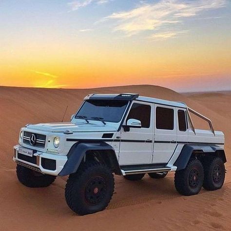 Mercedes 6x6, Mobile Hacks, Jeep Mercedes, Fast Driving, Mercedes Auto, G 63 Amg, G 63, Mercedes Unimog, 6x6 Truck