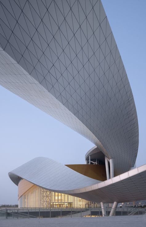 Gallery of Suzhou Bay Grand Theater / Christian de Portzamparc - 14 Curved Architecture, Aluminum Wall Panel, Christian De Portzamparc, Bridges Architecture, Theatre Pictures, Deconstructivism, Wall Cladding Panels, Cladding Panels, City Museum