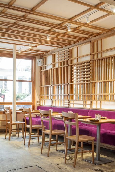 Andina Notting Hill Restaurant and Café-Bakery / El Equipo Creativo Traditional Restaurant Interior, Japanese Outdoor, Porcelain Pendant Light, Traditional Restaurant, Restaurant Bar Design, Korea Traditional, Dining Interior, Bar Design Awards, Cafe House