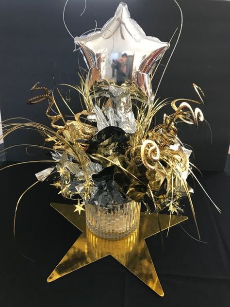 60+ Dazzling DIY Dollar Store New Years Eve Party Ideas - HubPages New Year Home Decor Ideas, Black And Gold Centerpieces, Happy New Year Eve, New Years Eve Party Ideas, Cheap Centerpieces, Black Centerpieces, Black And Gold Balloons, New Year Table, Dollar Store Christmas Crafts