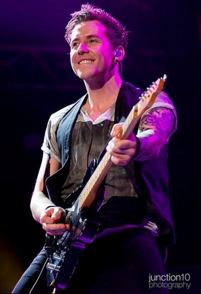 danny jones Danny Jones Mcfly, Warren Kole, Danny Jones, Music Board, Famous People, David Jones, Music, Quick Saves