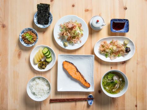 Salted Salmon, Japanese Breakfast Traditional, Asian Breakfast, Japanese Breakfast, Japanese Diet, Better Breakfast, Breakfast Meal, Japanese Cooking, Japanese Dishes