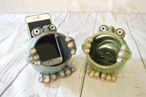 Ceramic Speaker, Phone Amplifier, Ceramic Monsters, Clay Monsters, Homeschool Room, Otter Box, Play Clay, Pinch Pots, Functional Pottery