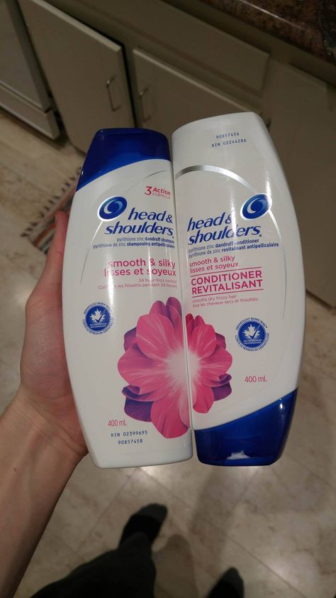 Love the Head & Shoulders Silky Smooth Shampoo and Conditioner they sent me for free. #GotItFree #HealthyHairSecrets Head And Shoulders Conditioner, Shampoo Head And Shoulders, Head And Shoulders Shampoo, Shampoo Packaging, Head And Shoulders, Blouse Casual Fashion, Head Shoulders, Clarifying Shampoo, Classy Photography