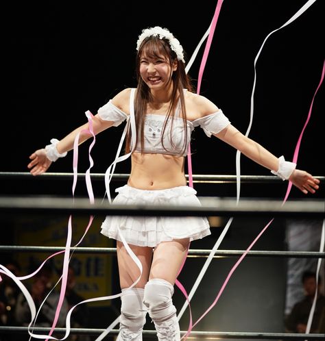 Mizuki Whirling Candy Wrestler, Mizuki Wrestling, Ring Mizuki, Wrestling Outfits, Japanese Wrestling, Pretty Pink Princess, Wwe Female Wrestlers, Wrestling Divas, Neon Aesthetic