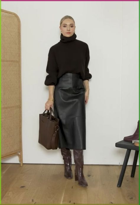 Leather Midi Skirt Outfit, Midi Leather Skirt, Long Leather Skirt, Rok Outfit, Chique Outfit, Leather Skirt Outfit, Midi Skirt Outfit, Winter Skirt Outfit, Chique Outfits