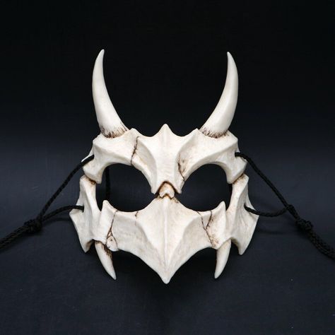 Oni Devil Bone Masks were wore by the ancient Japanese tribes as their identities. Ninja Mask, Tiger Skull, Dragon God, James Howlett, Zombie Mask, Wolf Skull, Tiger Mask, Masque Halloween, Mascaras Halloween