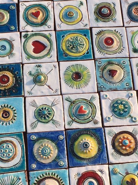 Mosaic Ceramic Tile Art, Pottery Tiles Handmade Ceramic, Ceramic Tiles Art, Contemporary Ceramic Art, How To Make Ceramic Tiles, Diy Ceramic Tiles, Ceramic Tile Ideas, Orange Tile, Tiles Terracotta