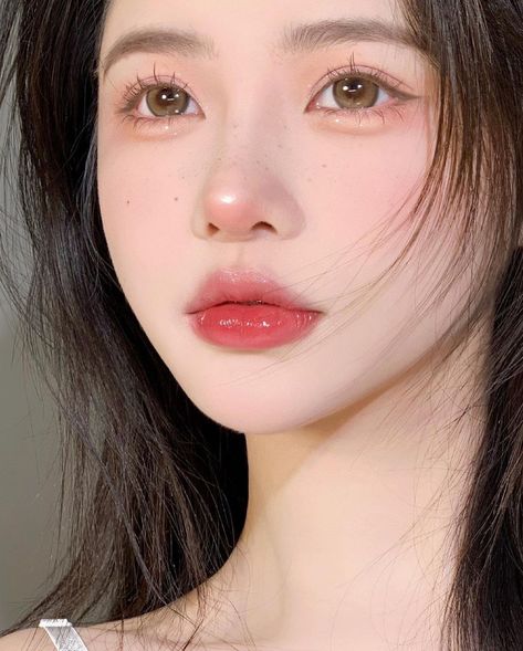 Makeup Looks Cute Simple, Japanese Girl Makeup, Korean Bride Makeup, Cat Face Makeup, Makeup Ala Korea, Makeup Asia, Japan Makeup, Korean Makeup Look, Soft Makeup Looks