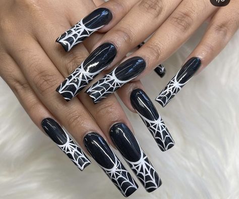 Long Goth Nails, Emo Nail Designs, Emo Acrylic Nails, Emo Nails Acrylic, Emo Nail Ideas, Emo Nails, Cross Nail Art, Cross Nails, Goth Nails