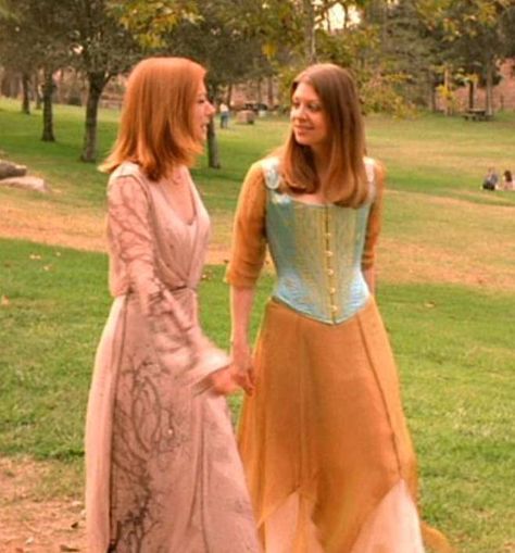 Tara and Willow in "Once More, With Feeling" Willow Buffy, Marc Blucas, Buffy Style, Charisma Carpenter, Tara Dress, Michelle Trachtenberg, Under Your Spell, 00s Fashion, David Boreanaz