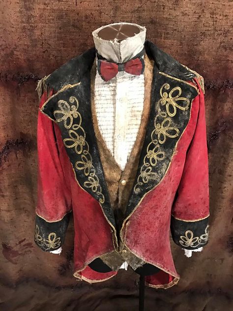 Dark Creations ringmaster coat Goth Circus Aesthetic, 1930s Circus Aesthetic, Ring Leader Circus, Circus Uniform, Ring Leader Character Design, Ringmaster Aesthetic Male, Ring Master Costume Men, Ringleader Outfit Male, Circus Outfits Ringmaster