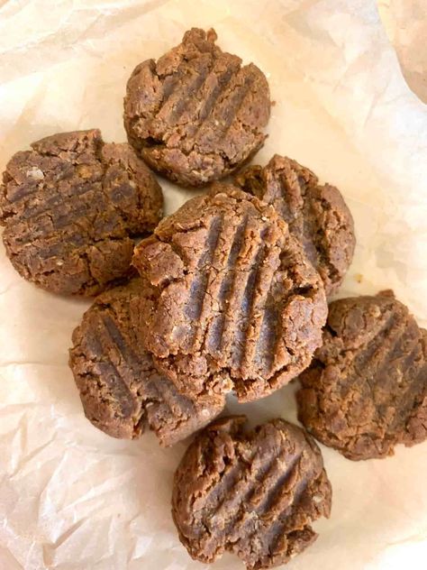 Peanut Butter Cookies | Baby-led Weaning and Toddler Recipes Greek Yogurt Dessert, Toddler Recipes, Peanut Butter Cookie, Delicious Cookie Recipes, Butter Cookie, Baby Cookies, Peanut Butter Recipes, Homemade Snacks, Led Weaning