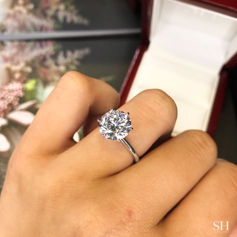 Formal White Gold Solitaire Ring, Elegant Silver Solitaire Diamond Ring, Timeless Platinum Solitaire Wedding Ring, Silver Solitaire Ring With Classic Cut, Silver Solitaire Diamond Ring For Proposal, 3ct Engagement Ring, Round Brilliant Engagement Ring, Most Beautiful Engagement Rings, Classic Engagement Ring Solitaire