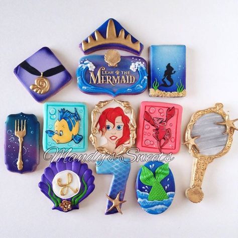 little mermaid cookies Ariel Cookies, Little Mermaid Cookies, Little Mermaid Theme Party, Little Mermaid Decorations, No Bake Sugar Cookies, Princess Cakes, Mermaid Cookies, Little Mermaid Cakes, Perfect Sugar Cookies