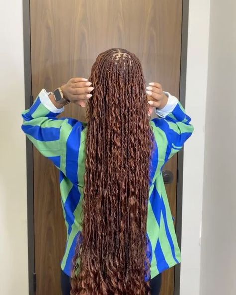 Color 35 Knotless Braids, Colour 340 Knotless Braids, 33 Braids Color, Color 35 Braids, 33 Braiding Hair Color, Small Bohemian Knotless Braids With Color, Notlessbox Braids With Curls With Color, Medium Bohemian Knotless Braids With Color, Small Boho Knotless Braids With Color