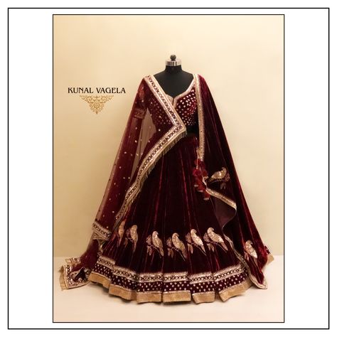 Lehenga With Shawl, Kunal Vaghela, Marvadi Poshak, Traditional Lehenga Designs, Nude Color Dress, Rajasthani Lehenga, Rajasthani Dress, Simple Lehenga, Sabyasachi Lehenga