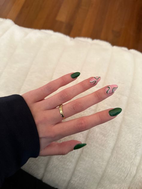 Green Acrylic Nails Almond, Simple Dark Green Nails, Nails Astethic, Marathon Nails, Army Green Nails, Biab Nails, Green Acrylic Nails, Dark Green Nails, Green Nail Designs