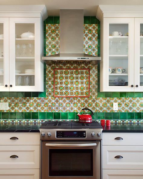 How to Create a Spanish-Style Kitchen | Kitchen Cabinet Kings Spanish Inspired Kitchen, Spanish Revival Kitchen, Spanish Kitchen Design, Kitchen Cabinets Design Layout, Dark Wood Kitchen Cabinets, Spanish Style Kitchen, Spanish Kitchen, Colorful Backsplash, Kitchen Cabinet Kings