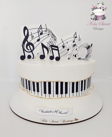 Music Cake Ideas For Men, Music Cake Ideas, Music Birthday Cake, Cake Sicles, 70th Cake, Bolo Musical, Piano Cakes, Music Cakes, Music Cake