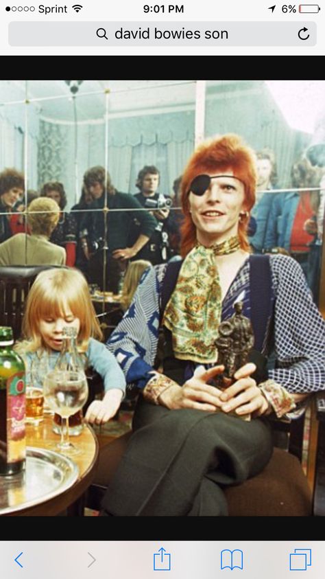 Father & Son Angela Bowie, Mundo Hippie, Duncan Jones, Bowie Ziggy Stardust, Moonage Daydream, Bert Stern, David Bowie Ziggy, Marianne Faithfull, Isabelle Adjani