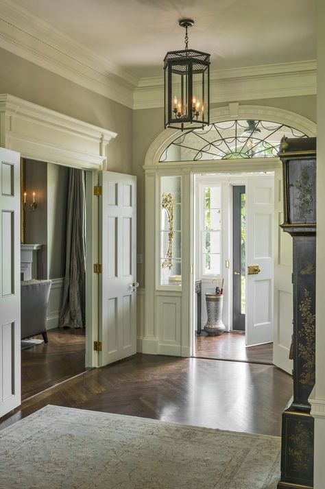 Summer Country House, Entrance Hall by Dell Mitchell Architects Manor House Interior, Georgian Interiors, Trim Ideas, English Manor Houses, Summer Country, Country House Interior, Casas Coloniales, Foyer Design, Georgian Homes