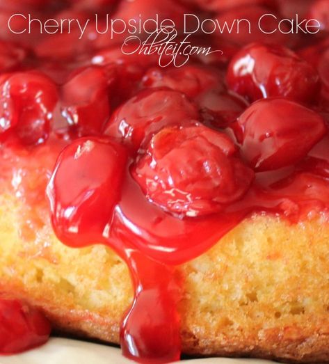 Upside Down Cherry Cake, Cherry Upside Down Cake, Cherry Cakes, Chocolate Fudge Sauce, Tupperware Recipes, Microwave Cake, Simple Dessert, Cherry Desserts, Cherry Cake