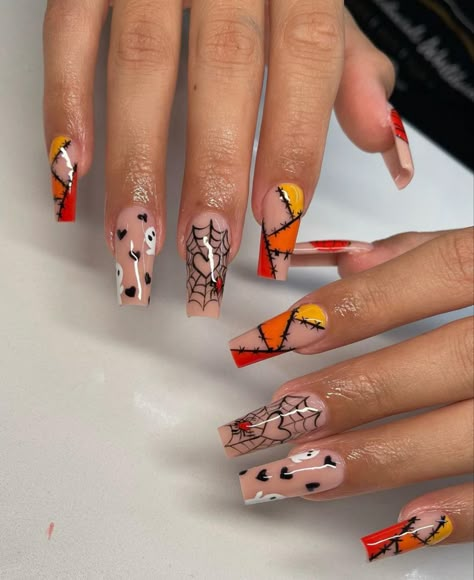 creds: jenny07_nails_ on insta Nails Acrylic Halloween, Halloween Nail Ideas, Nail Art Halloween, Holloween Nails, Halloween Press On Nails, Halloween Acrylic Nails, Acrylic Press On Nails, Halloween Nail Designs, Halloween Nail