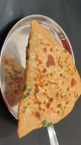 Falak Tak, Onion Paratha, Tandoori Masala, Breakfast Recipes Indian, Paratha Recipes, Vegetarian Fast Food, Arijit Singh, Tastemade Recipes, Indian Cooking Recipes