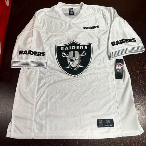 Nfl Mens White Las Vegas Raiders Short Sleeve V Neck Football Jersey Size Large Brand: Nfl Gender: Men Size: L Color: White Product: Jersey Team: Las Vegas Raiders Sport: Football Pre & Post Season: Regular Season Condition: New I Offer Discounts For All Return Customers. - Jvs Raiders Jersey, Harley Davidson Womens Clothing, Chicago Bears Jersey, Nfl Dolphins, Dallas Cowboys Jersey, Raiders Team, Raiders Stuff, Nfl Shirts, Nhl Jerseys