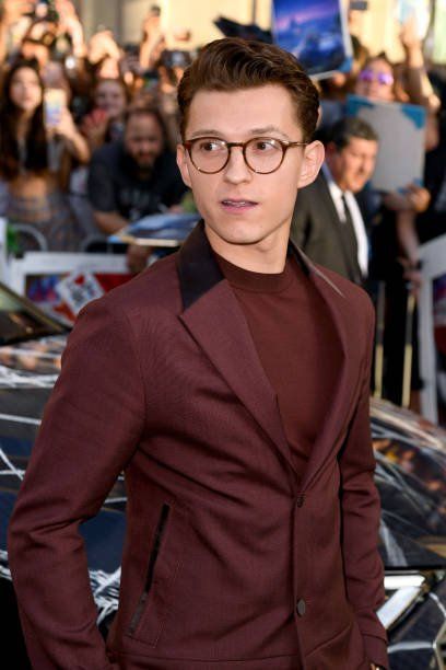 Tom Holland, Holland, Red Carpet, Carpet, Twitter, Red