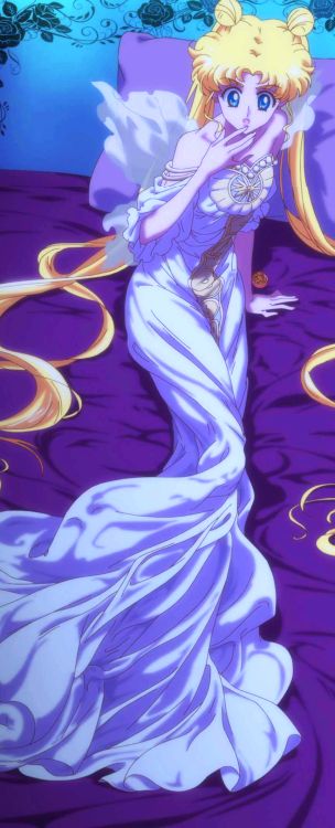 Prisoner Usagi from Sailor Moon Crystal. I think this is my absolute favorite dress in the entire series Sailor Moon Background, Princesa Serenity, Moon Kingdom, Neo Queen Serenity, Sailor Princess, Sailor Scout, Sailor Moon Usagi, Moon Princess, Princess Serenity