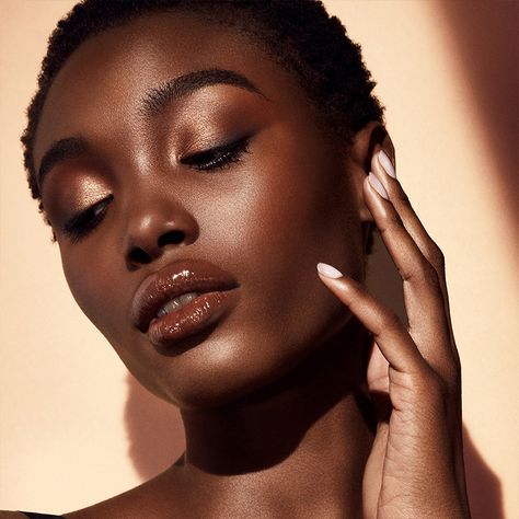 Fenty Beauty Cheeks Out Collection for Summer 2020 Cream Bronzer, Different Skin Tones, Beauty Shoot, Dark Skin Makeup, Without Makeup, Fenty Beauty, Brown Skin, Skin Makeup, Bronzer