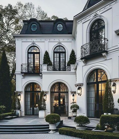 Marcella Landreth Designs Modern French Mansion, French Mansion, French Country Exterior, Modern French Country, التصميم الخارجي للمنزل, Castle House, Dream House Interior, French House, Dream House Exterior