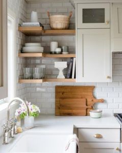 How Floating Shelves are a Great Interior Design Solution | Talie Jane Interiors Corner Kitchen Cabinet Ideas, Corner Kitchen Cabinet, Open Kitchen Shelves, Small Kitchens, Cottage Kitchens, Kitchen Corner, Kitchen Design Trends, Small Space Kitchen, Kitchen Cabinet Colors