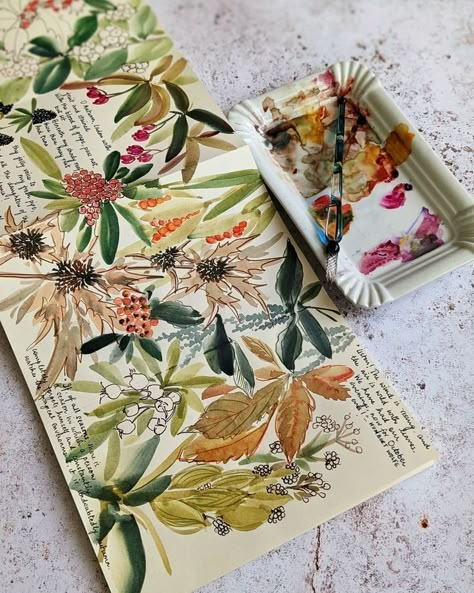 Sketchbook Flowers, Botanical Sketchbook, Watercolor Journal, Art Journal Therapy, Sketchbook Art Journal, Arte Sketchbook, Sketchbook Journaling, Gcse Art, Sketchbook Inspiration