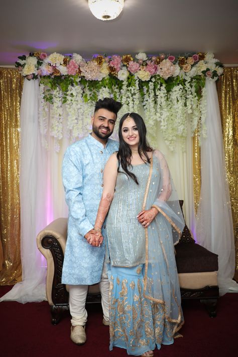 Wedding inspirations Engagement Clothes For Couple, Wedding Looks For Bride, Light Blue Combination, Engagement Clothes, Indian Engagement, Blue Combination, Blue Makeup Looks, Blue Bride, Sherwani For Men