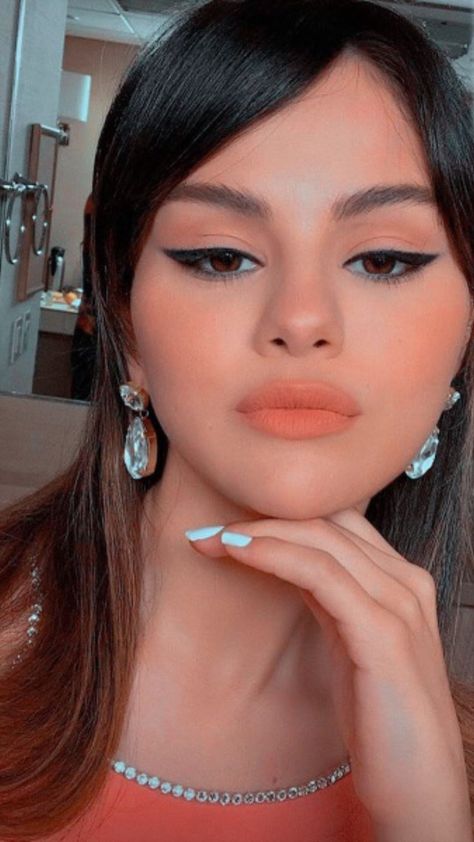 Selena Style, Dove And Thomas, Selena Gomez Wallpaper, Selena Gomez Cute, Selena Gomez Photos, Selena Gomez Pictures, Selena Gomez Style, Selena G, Marie Gomez