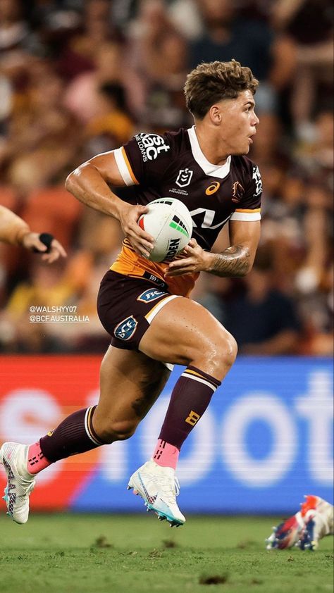 Reece Walsh Broncos, Reece Walsh Wallpaper, Recce Walsh, Rugby Lads, Reese Walsh, Broncos Nrl, Nrl Broncos, Jordan Riki, Broncos Wallpaper