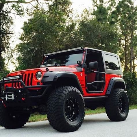 Four Door Jeep, Jeep Wrangler Mods, Wrangler 2 Door, Wrangler Mods, Mobil Off Road, Cj Jeep, Badass Jeep, Red Jeep, مرسيدس بنز