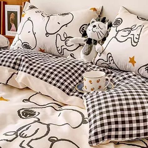 Snoopy Bed, Snoopy Museum, Future Room, Summer Soft, Snoopy Love, Cotton Quilts, Quilt Cover, Girl's Room, Bed Sheets