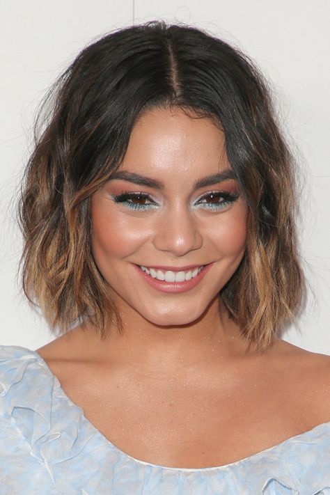 Vanessa Hudgens Hair, Almond Eye Makeup, Brown Hair With Blonde, Hair With Blonde Highlights, Glitter Makeup Looks, Almond Shaped Eyes, Dip Dye Hair, Almond Eyes, Brown Hair With Blonde Highlights