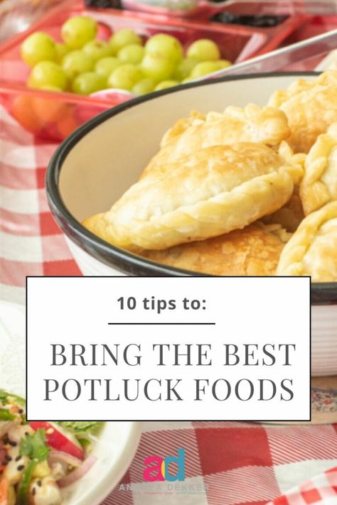 Bringing the "right" dish to pass can make your potluck experience simpler and more enjoyable... these 10 tips will help you bring the best potluck foods! Pot Luck For Work, Best Work Potluck Dishes, Best Dish To Pass Recipes, Foods To Bring To A Potluck, Savory Potluck Dishes Easy, What To Bring To Potluck, Pot Luck Dishes Easy Cold, Office Potluck Ideas Lunch, Best Pot Luck Dishes