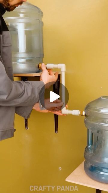 How To Filter Water At Home, Diy Water Filter How To Make, Diy Filter Water, Water Filters For Home, Homemade Water Filter, Water Filtration Diy, Water Filter Diy, Water Mister, Gallon Water Jug