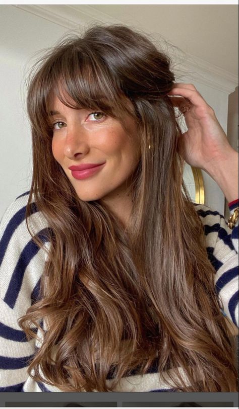 Mom Hairstyles With Bangs, French Balayage, Future Hairstyles, Rambut Brunette, Mom Hair, Summer Hair Highlights For Brunettes, Summer Balayage, Highlights For Brunettes, Summer Hair Highlights