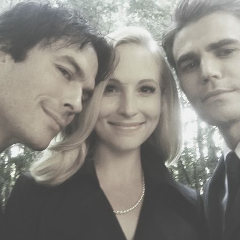 Tvd Bts, Tvd Cast, Vampire Diaries Poster, The Vampire Diaries 3, Vampire Diaries Guys, Candice King, Vampire Diaries Seasons, Vampire Diaries Wallpaper, Vampire Diaries Funny