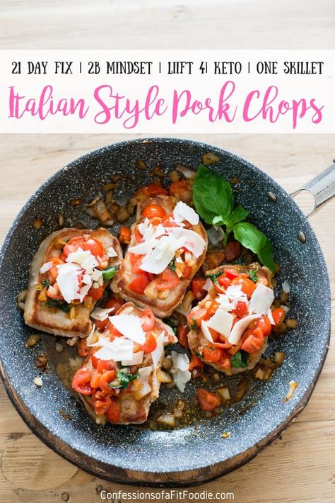 These 21 Day Fix Italian Pork Chops is a go-to healthy weeknight dinner recipe that's easy to make, ready in under 30 minutes, and so darn delicious! 21 Day Fix Recipes | 21 Day Fix Pork Chops | 2B Mindset Recipes | 2B Mindset Pork Chops | Italian Pork Chops | Healthy One Skillet Meals #confessionsofafitfoodie #italianporkchops #21dayfixporkchops Italian Pork Chops, 21 Day Fix Recipes, 21 Day Fix Breakfast, Italian Pork, Slow Cooked Pulled Pork, 21 Day Fix Meal Plan, Beachbody Recipes, Healthy Italian, One Skillet Meals