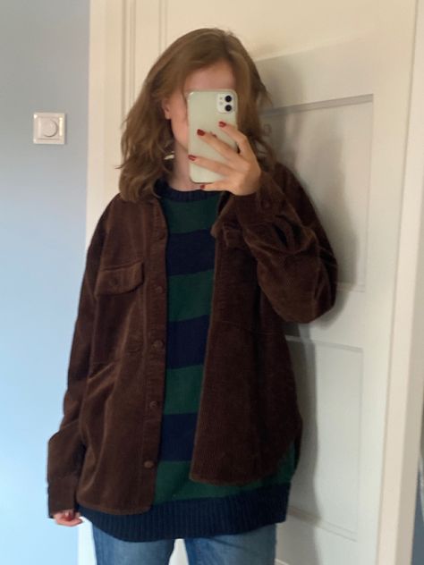 Corduroy Jacket Outfit Winter, Corduroy Outfit Aesthetic, Brown Coudroy Jacket Outfit, Corduroy Jacket Outfit Aesthetic, Brown Courdory Jacket Outfit, Brown Denim Jacket Outfit, Brown Corduroy Jacket Outfit, Corduroy Jacket Outfit, Tate Sweater