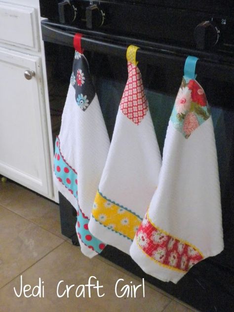 Kitchen Towels Diy, Kitchen Towels Crafts, Kitchen Towels Hanging, Tea Towels Diy, Diy Towels, Towel Crafts, Sew Ins, Hanging Towels, Towel Pattern